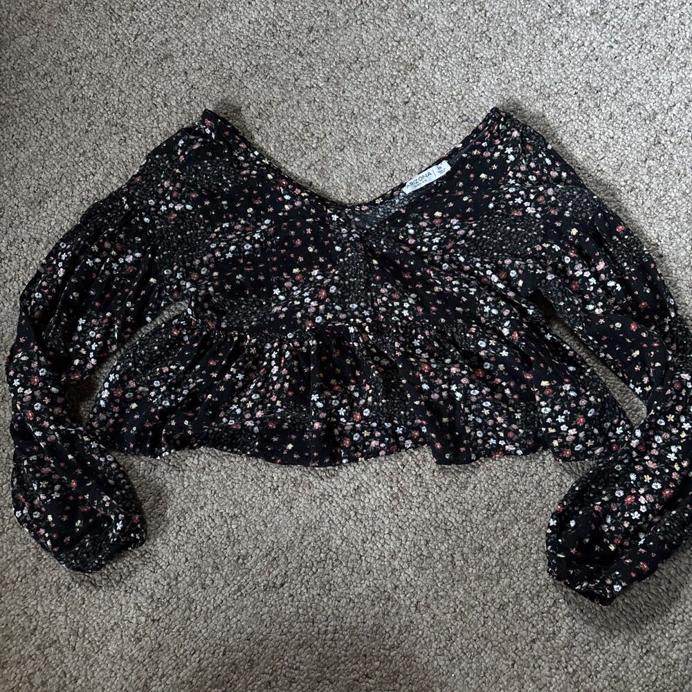 Womens Arizona Jean Co Black Floral Crop Top Long Sleeve Ruffles XS